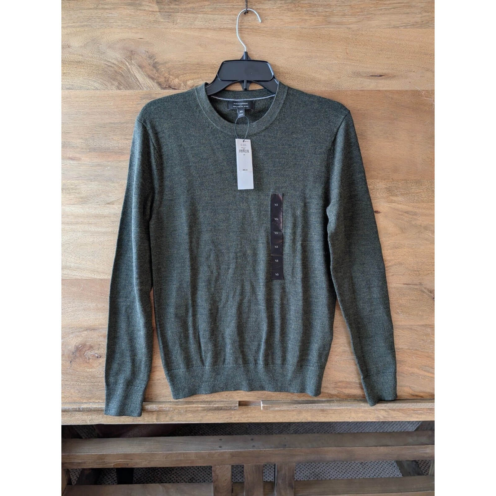 Banana Republic Sweater Mens XS Green Merino Wool Crew Neck Ribbed Hem Pullover