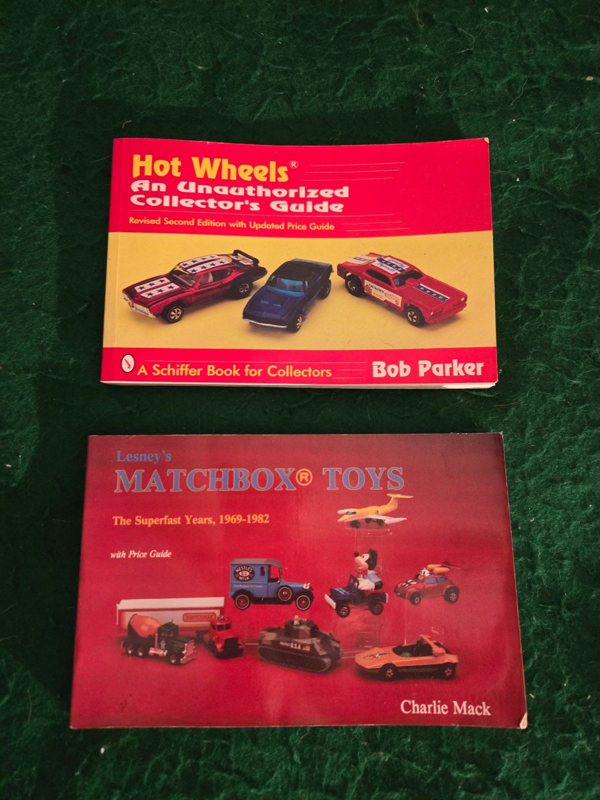 Vintage Hot Wheels Books Lot