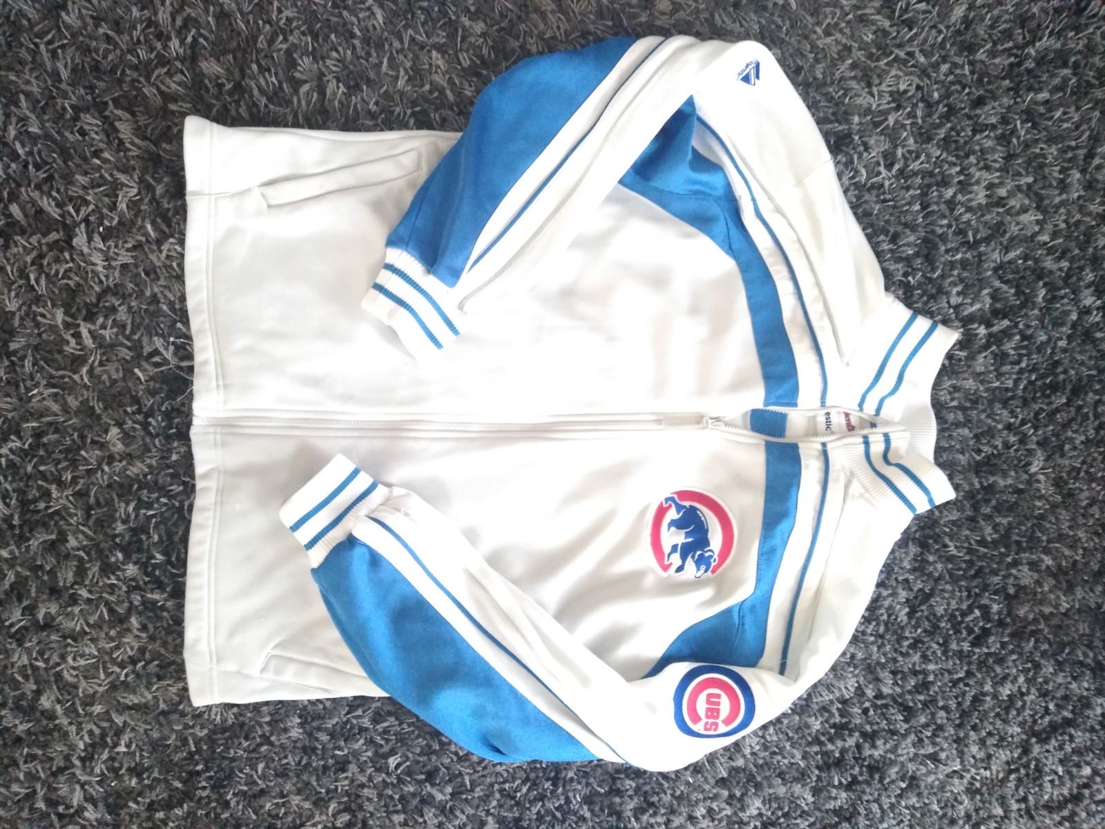 Chicago Cubs Majestic Zip up XL Clean
