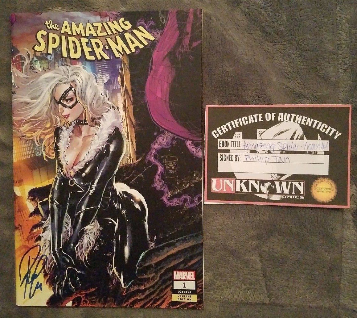 THE AMAZING SPIDER-MAN #1 LGY#802 SIGNED