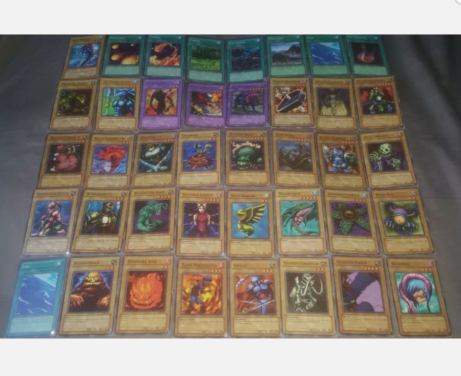 Yugioh Cards lot of legend of blue eyes. In great condition