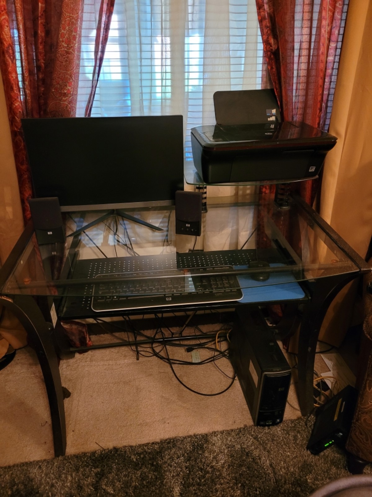 Computer Desk/HP Desktop&Monitor/Printer