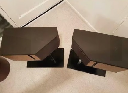 Bose-4-2-Stereo-Everywhere-Bookshelf-Main-Reflecting-Vintage Speakers