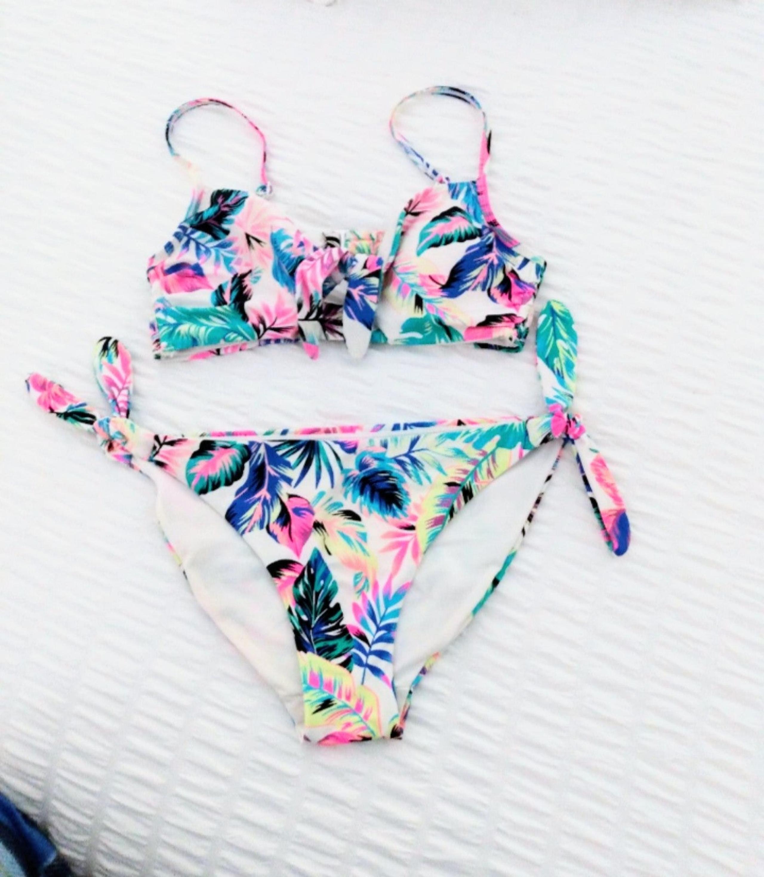 Tropical print Bikini set, bathing suit women's/juniors size 7-9