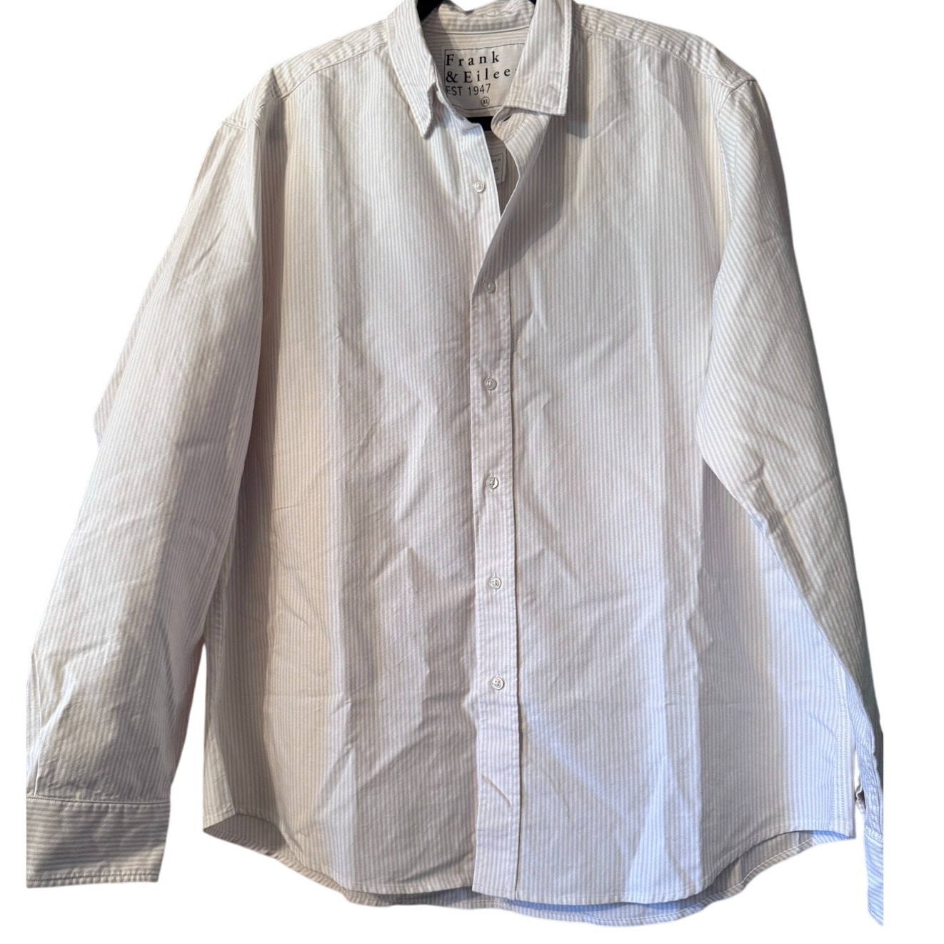 Frank & Eileen Button Down XL 100% Cotton Kahki and white stripe Old Money