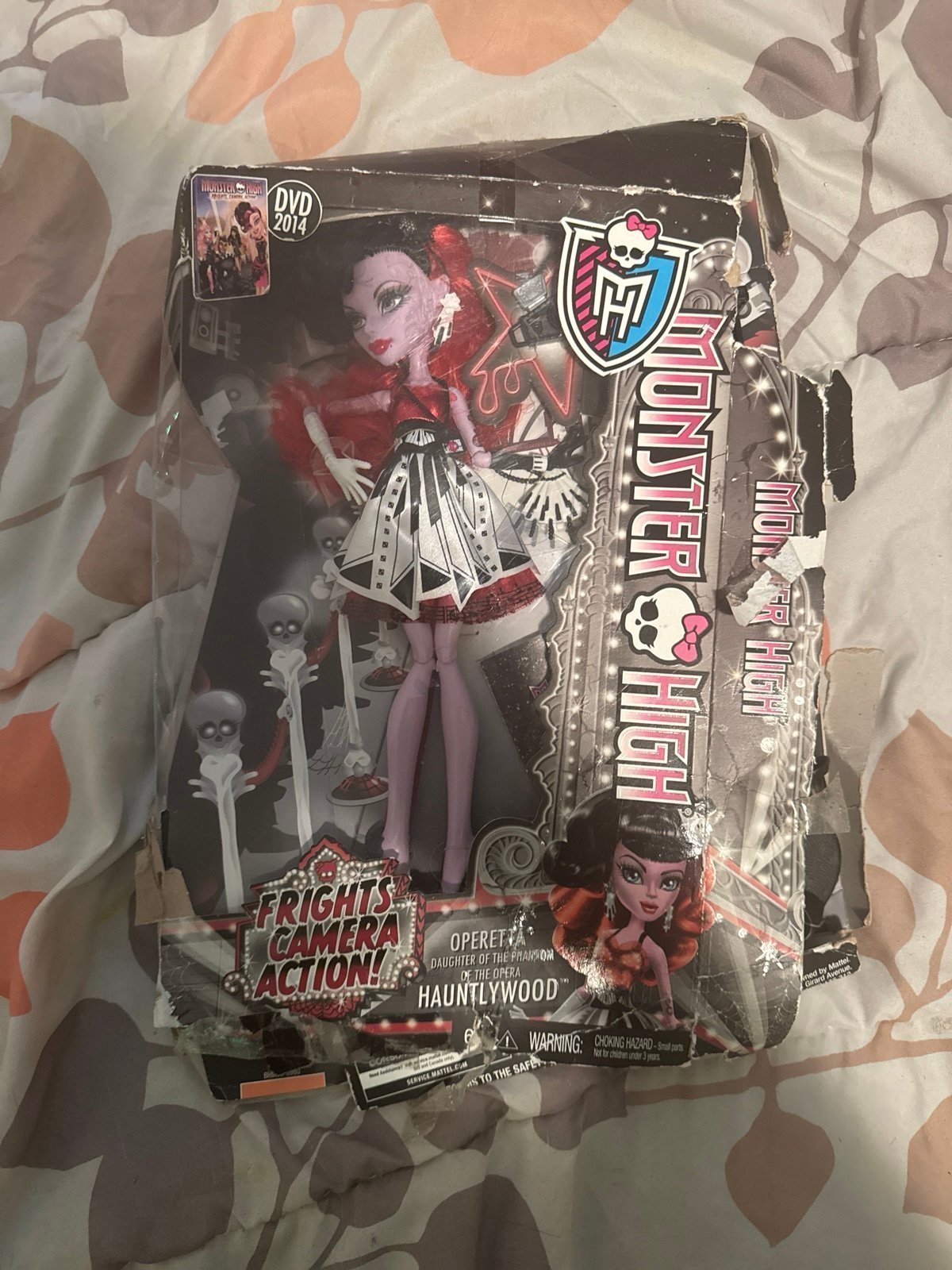 Operetta Frights Camera Action Doll