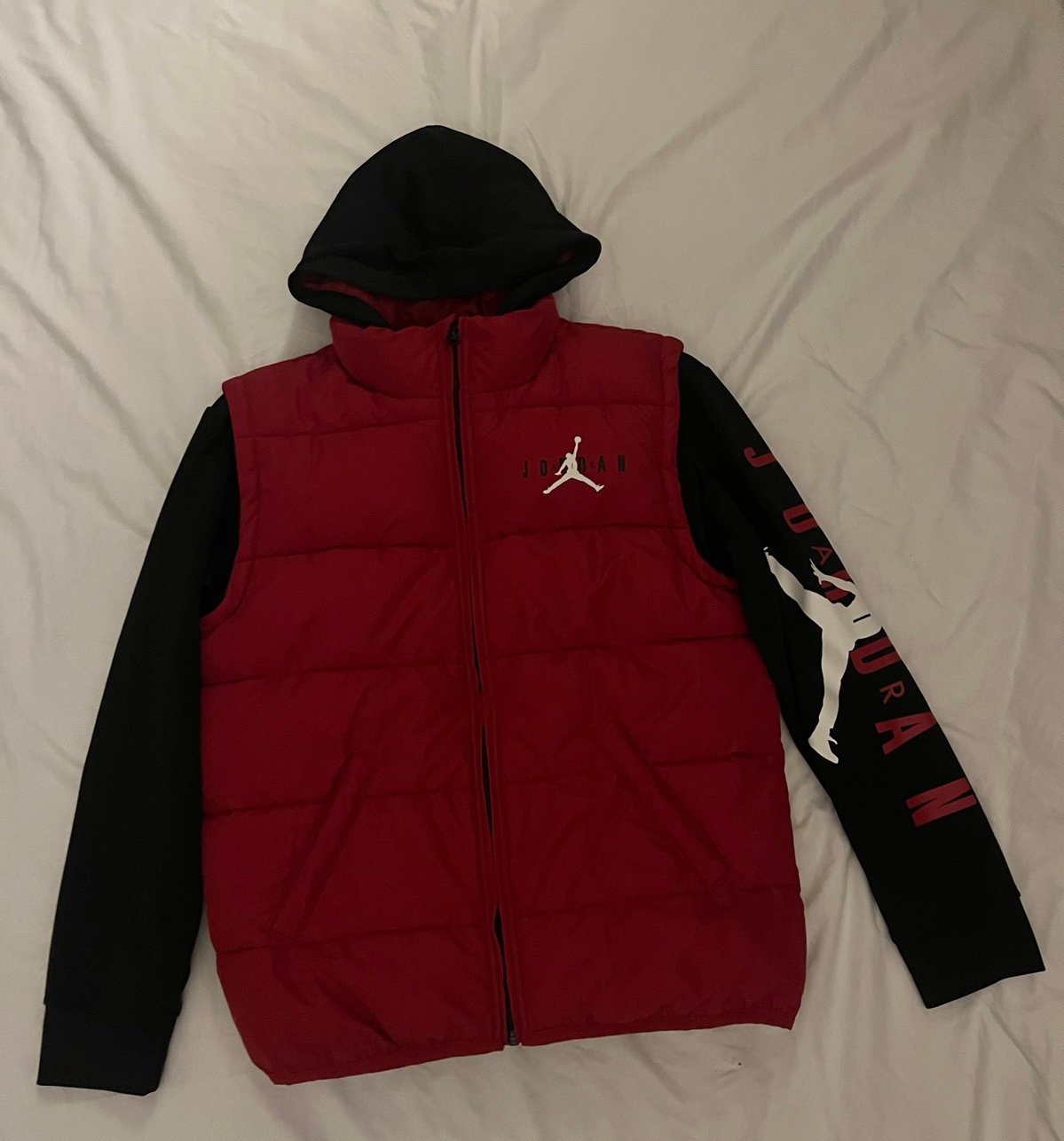 Jordan Boys’ Hybrid Jacket