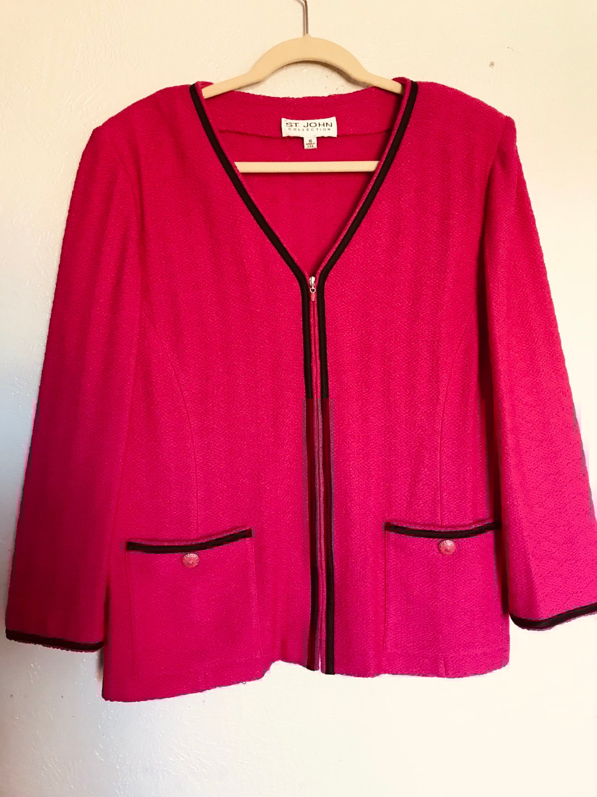 St John Collection Fuchsia Jacket 16