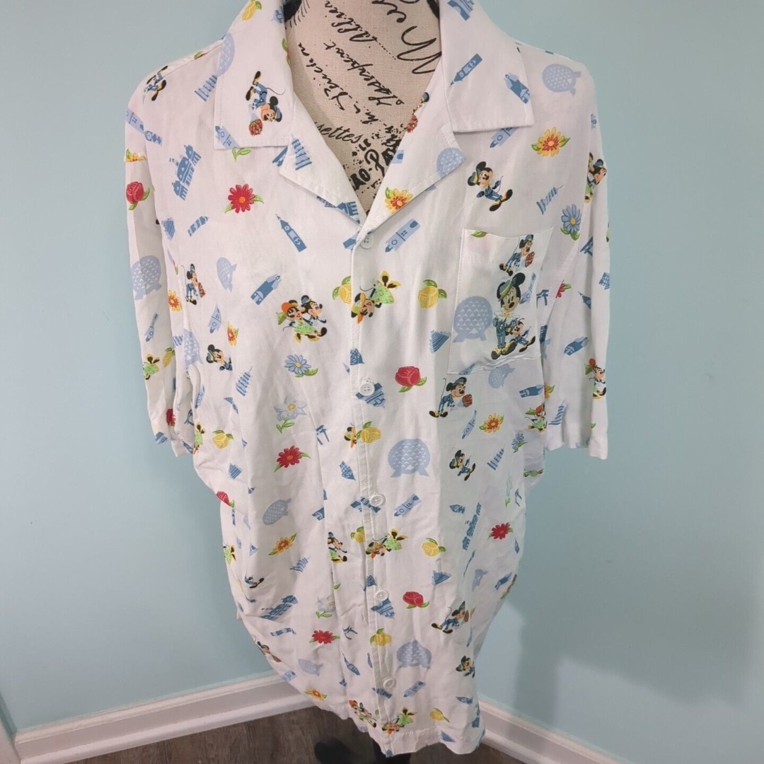 Disney Parks Mickey Minnie Mouse Flower and Garden Festival 2022 Camp Shirt larg