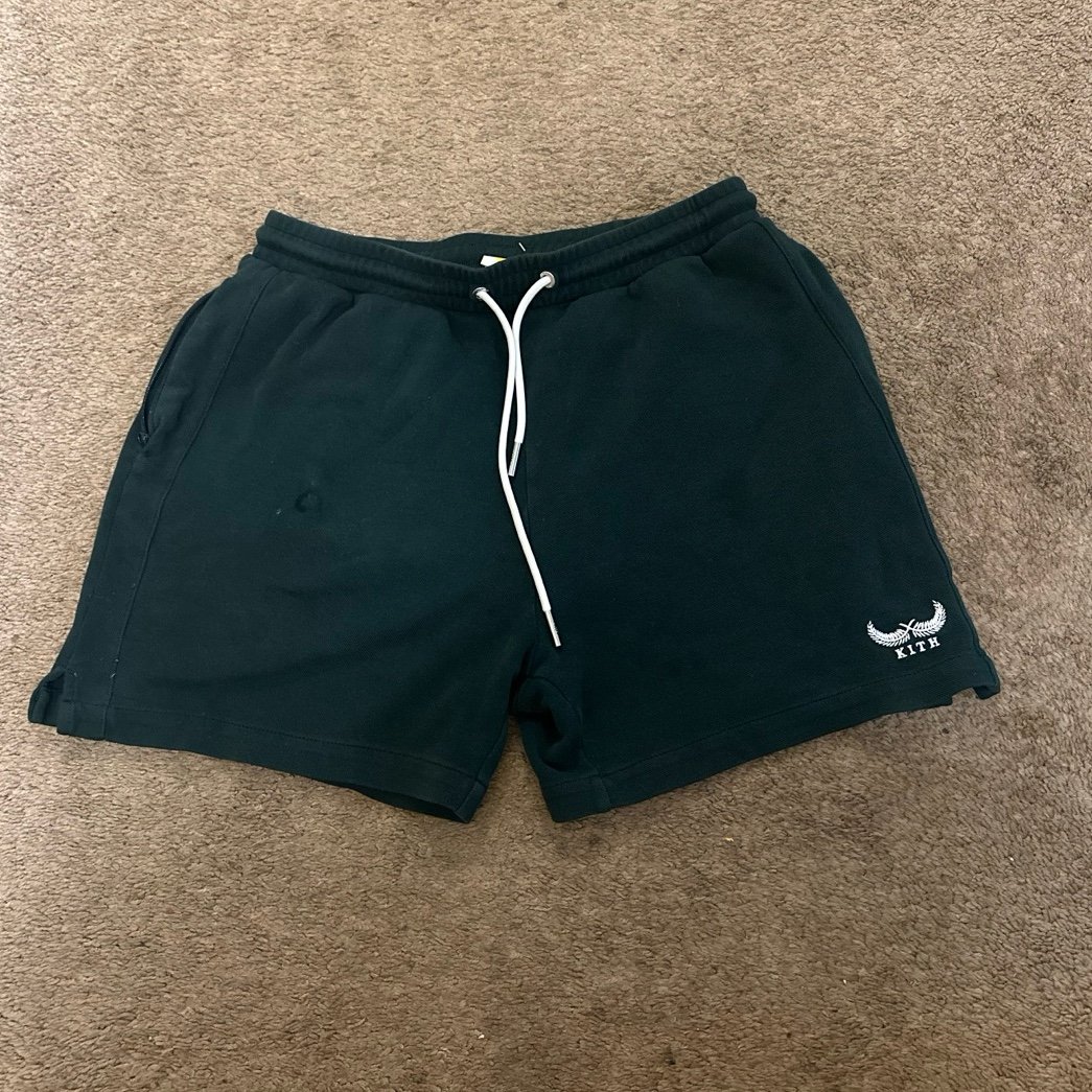KITH Shorts Small