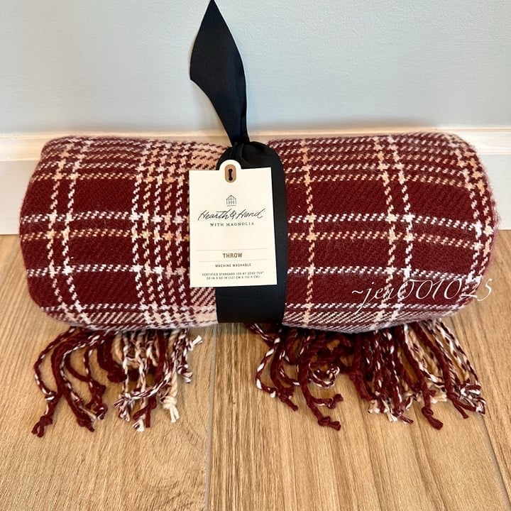 Hearth & Hand Magnolia Fall Plaid Woven Throw Blanket Burgundy/Cream