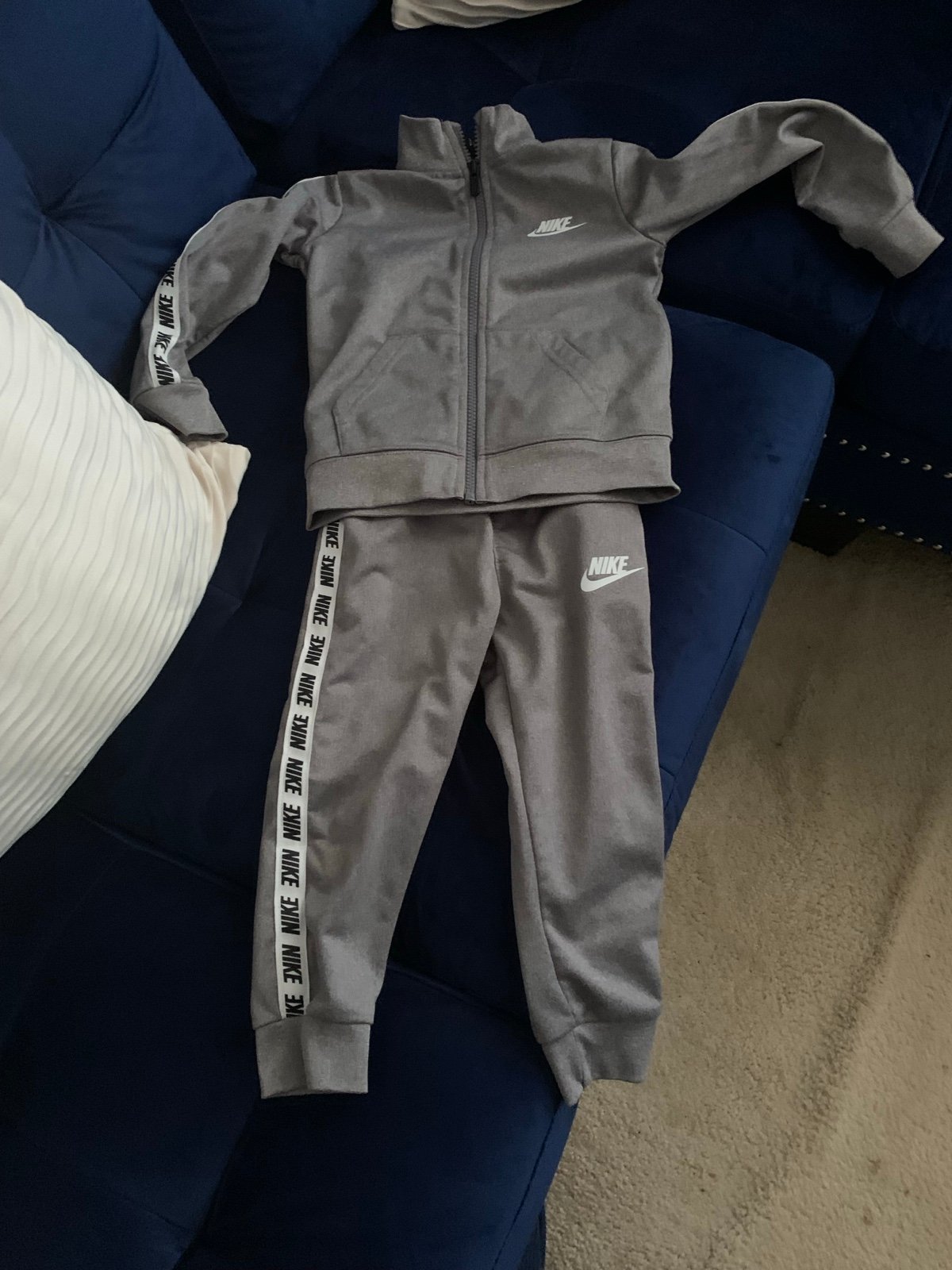 Nike sweat suit