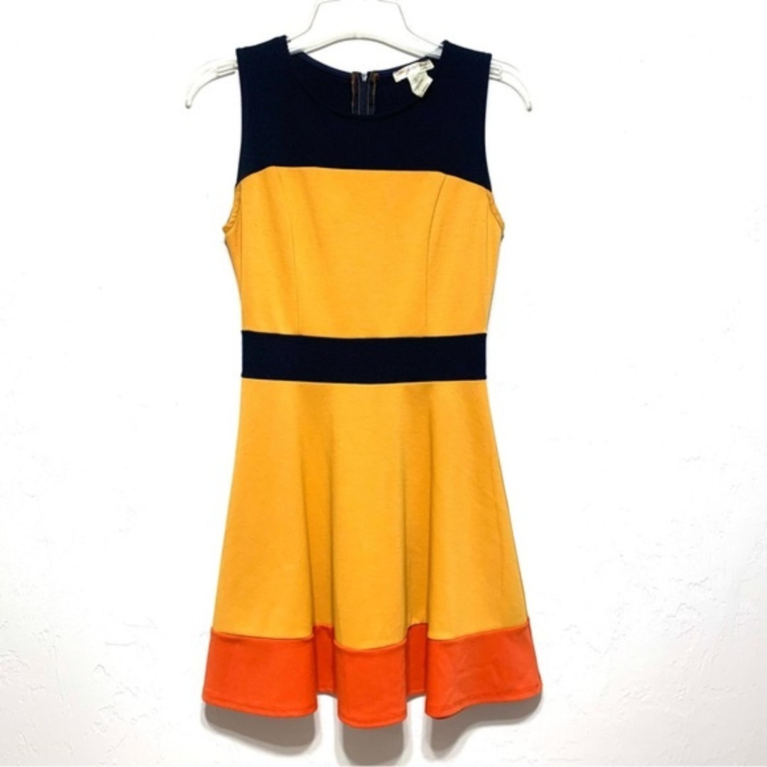 a'gaci Yellow Gold & Navy Fit & Flare Tank Dress Round Neck size Small