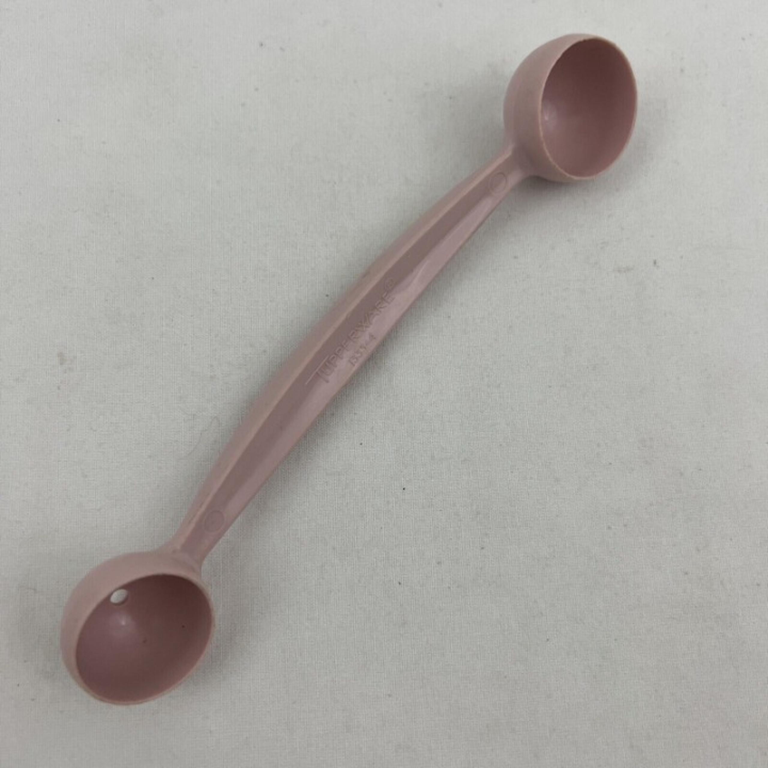 Vintage Tupperware #1333 MELON BALLER scoop gadget fruit salad Pink