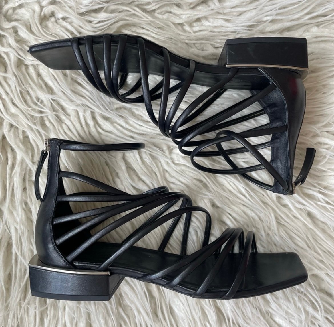 VIC MATIÈ Black Leather Chunky Heel Strappy Square Toe Polish Sandals EUC 38.5