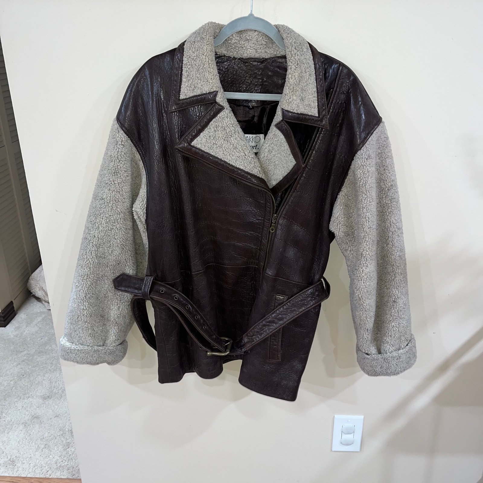 ネット通販激安 - AMERI KNOT SLEEVE JACKET - アウトレット モール