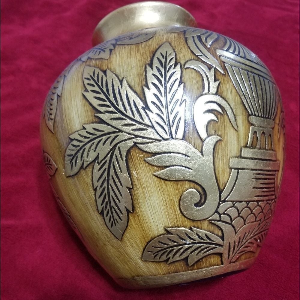 VINTAGE POTTERY BIG VASE