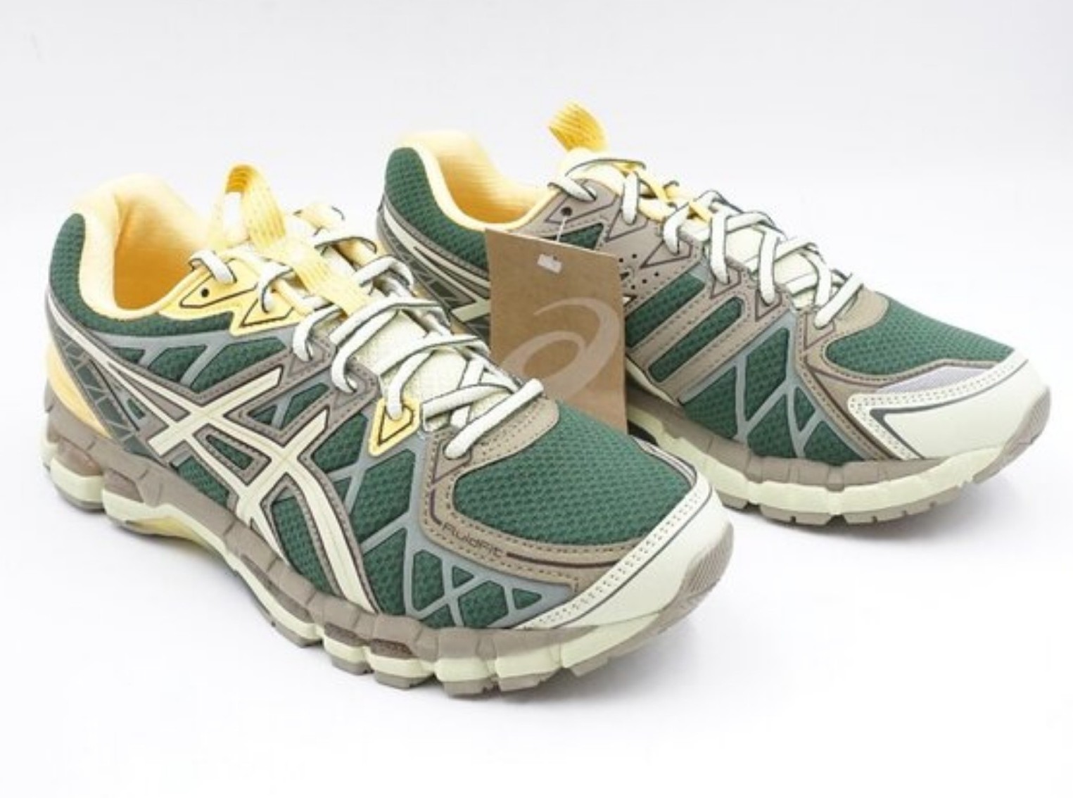 NWOB Asics UB10-S Gel-Kayano 20 Athletic Shoes in Green/Jade US Men's Size 8