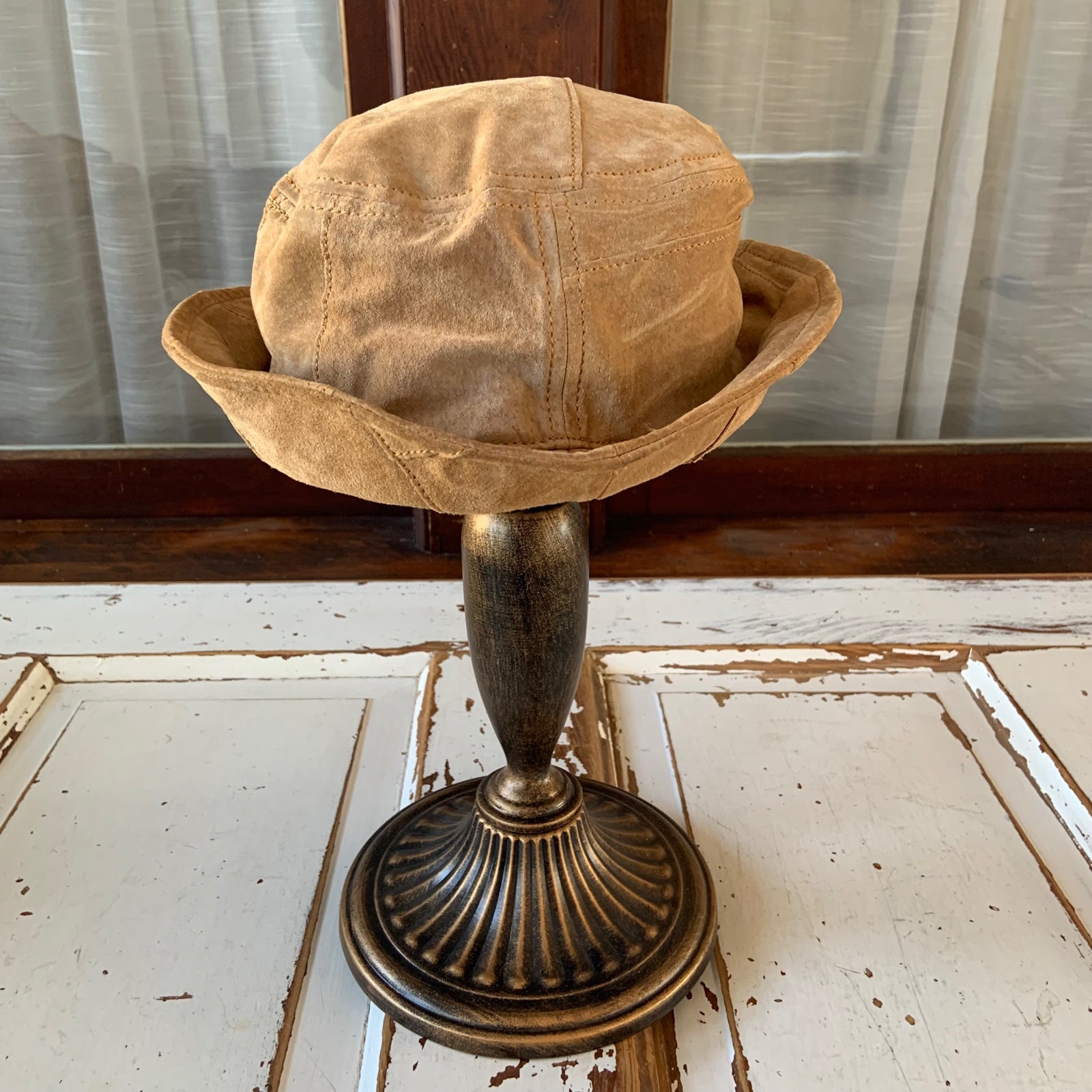 Vintage 1990’s Wilson’s Leather Suede Bucket Hat