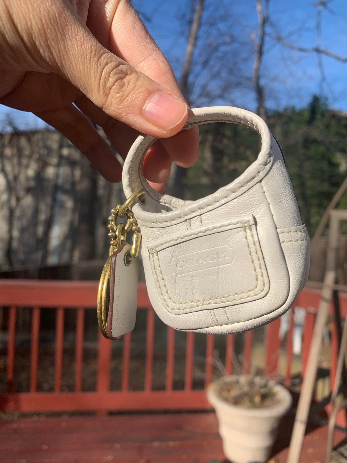 Vintage Coach Y2K Ergo Leather Handbag Key Fob in White (92083)