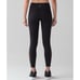 (8) 98 Lululemon Train Times 7/8 Pant *25 Black