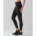 (8) 98 Lululemon Train Times 7/8 Pant *25 Black