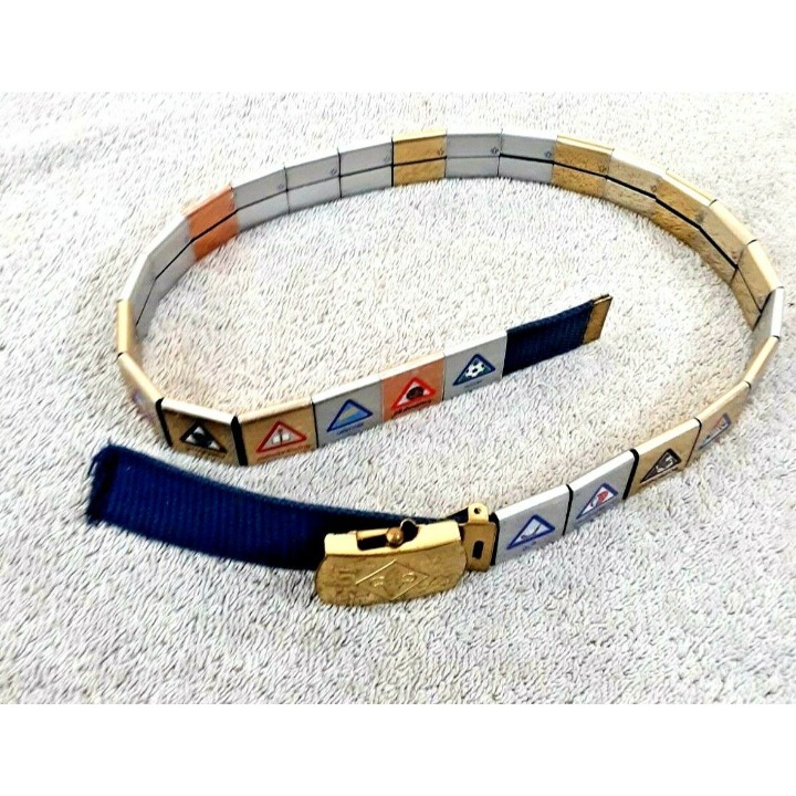 Vintage 35 Boy Scout Belt 27 Metal Merit Badges Collectible Brass Buckle USA
