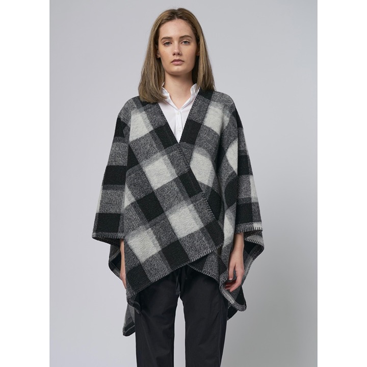 NWT Xirena Wynter Poncho Black Ash Size XS/S Plaid with Stitch Detail Hemming