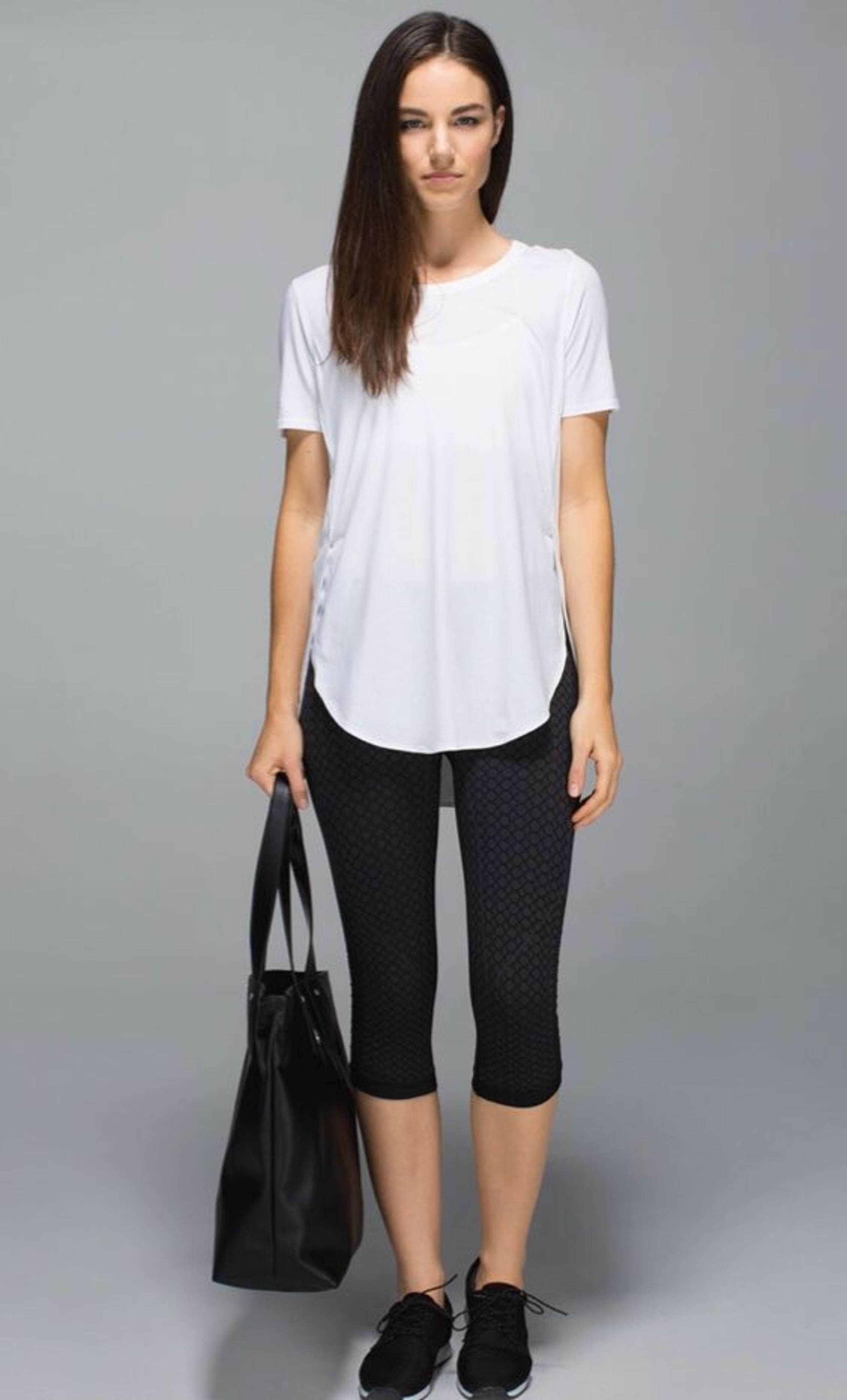 Lululemon In The Flow Crop Size 8