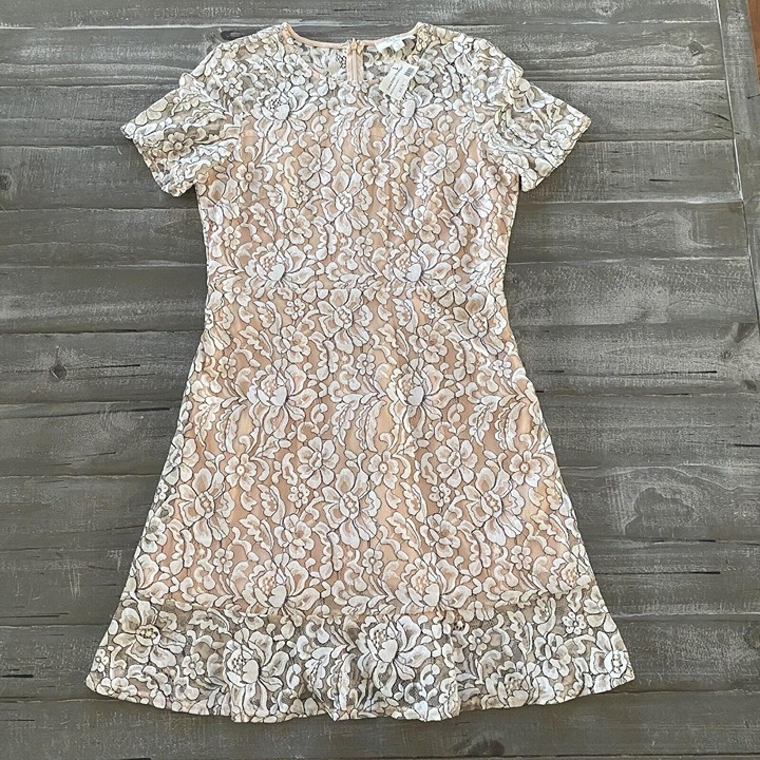 Peach Love California Dress Size Large Floral Lace Short Sleeve Lined Ladies New