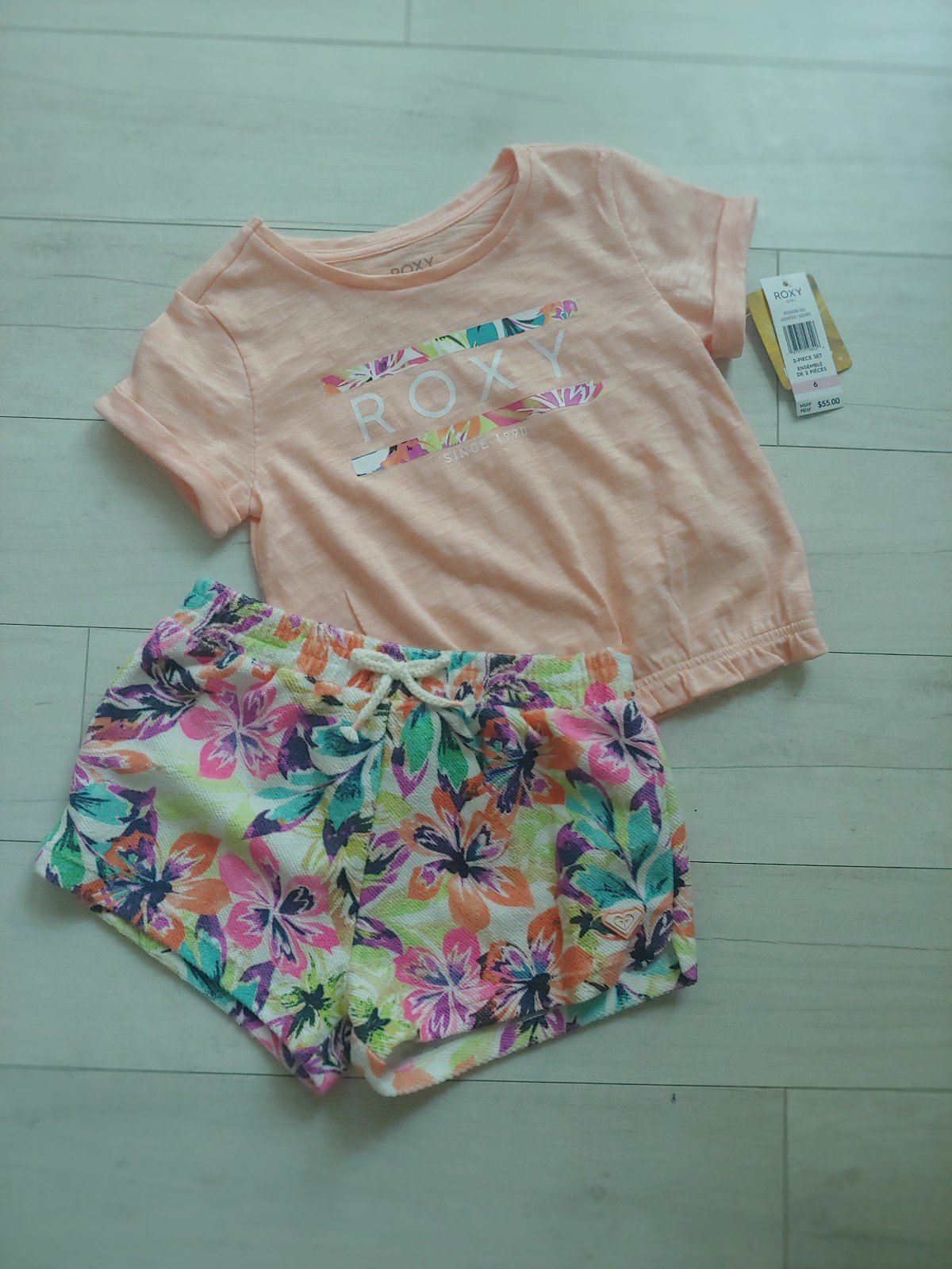 ROXY NEW Ruffle Hem Top & Floral Terry Shorts