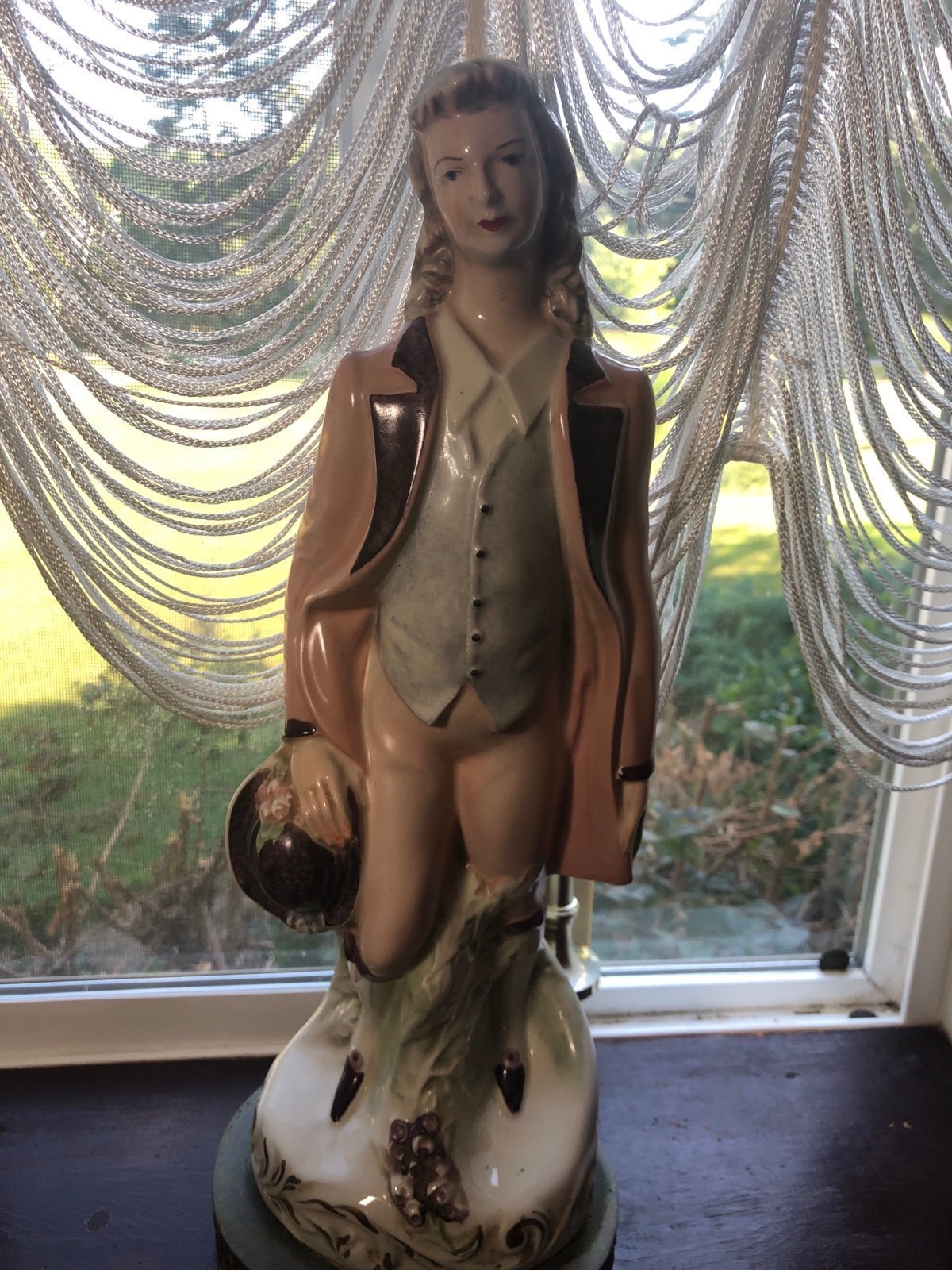Victorian Man Statue - Cordey-Cybis