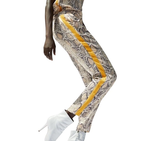 Zara snakeskin with yellow stripe lightweight pants. Women's Large EUC