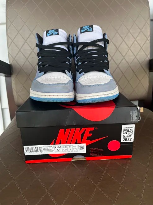 Size 9 - Jordan 1 Retro OG High University Blue