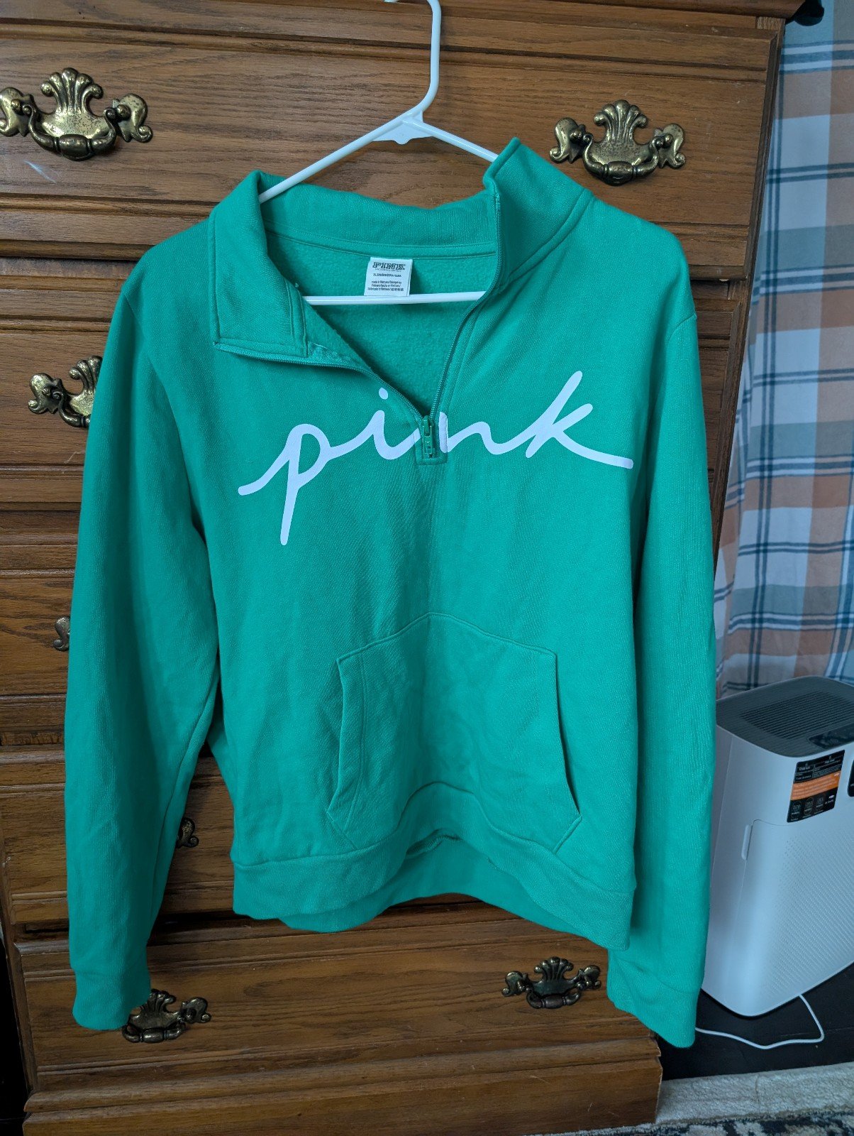 NWOT PICK 1/4 Zip