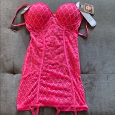 Daisy Fuentes Intimates/Lingerie