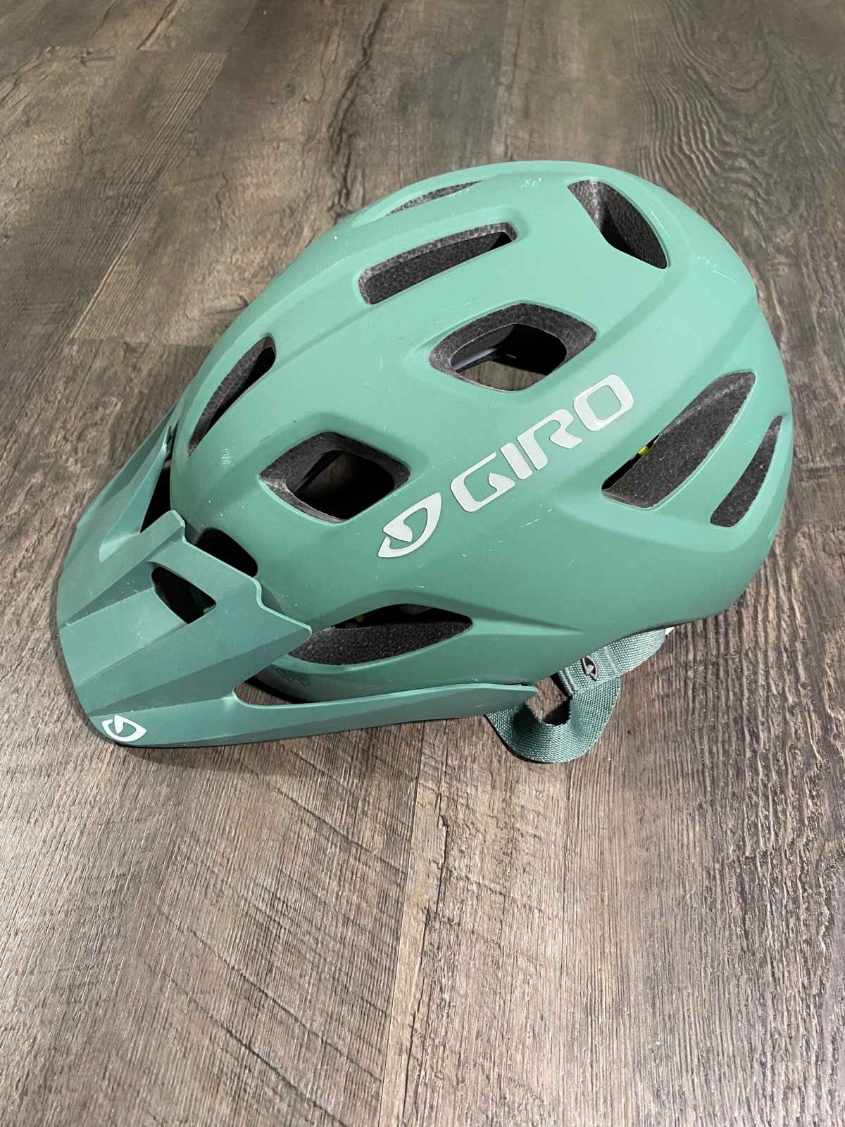 Giro Cycling Verce MIPS Women’s Series Helmet Universal Fit