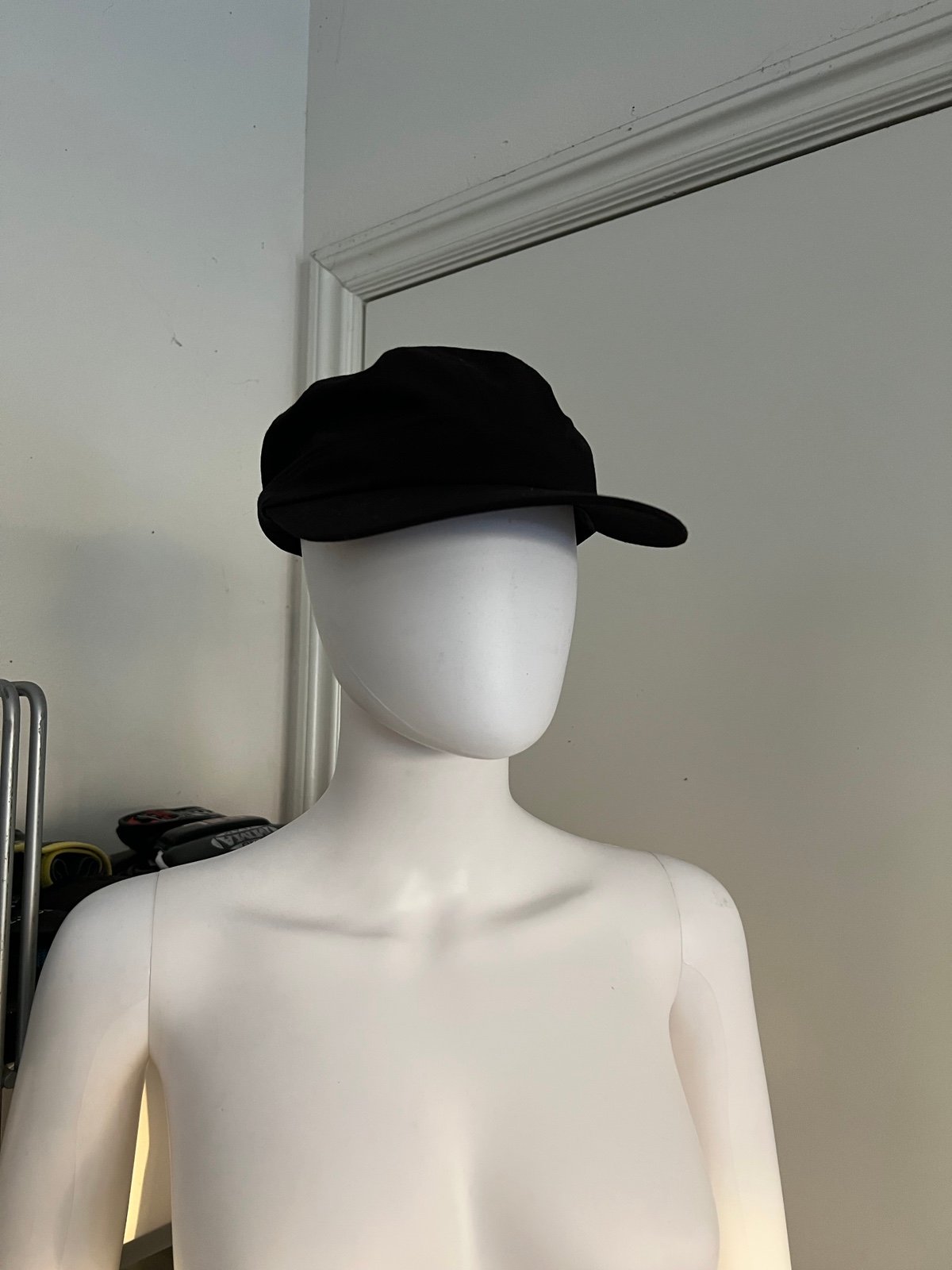 Hat Yohji Yamamoto Black size M International in Cotton