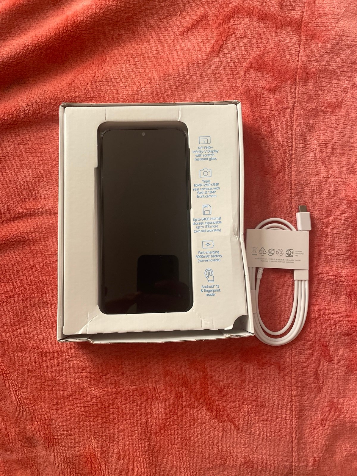 Samsung Galaxy A14 in Black