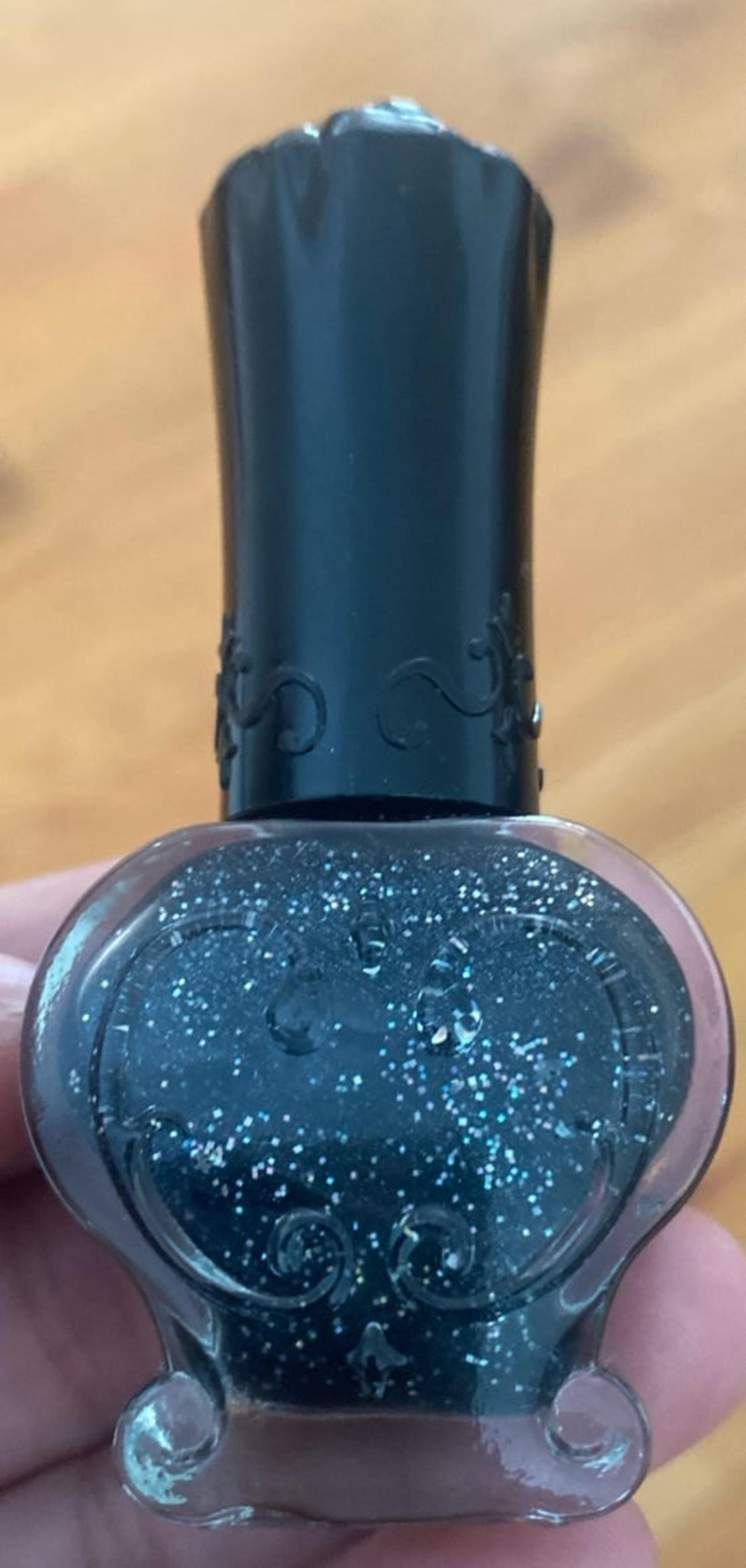 Anna Sui Nail Polish