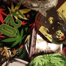 25x Random Rolling Tray