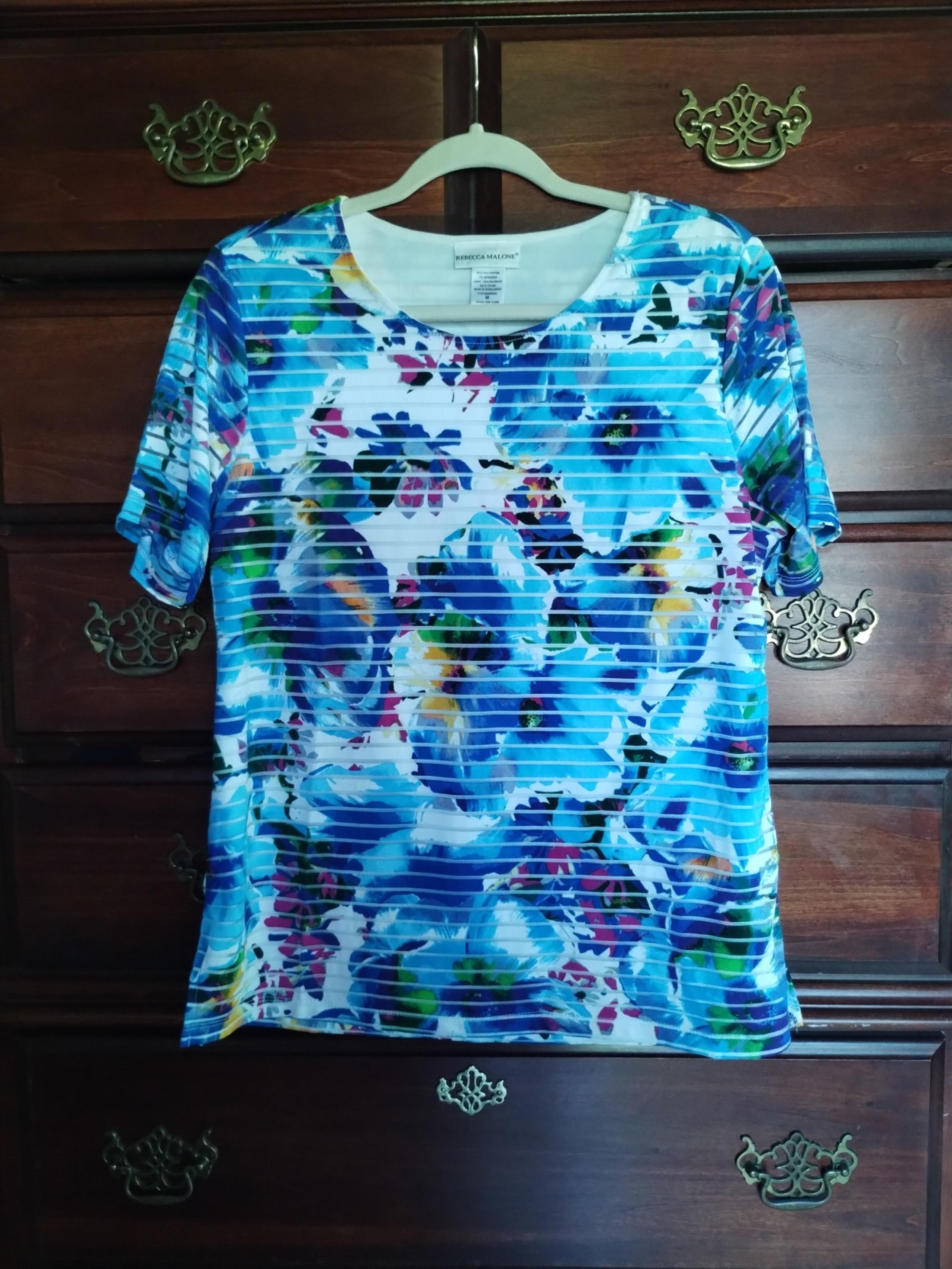 REBECCA MALONE Women's Shirt Top Blouse Size M Floral Soft Stretch Material