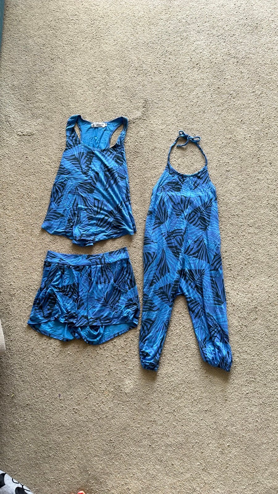 Fighting Eel matching outfits