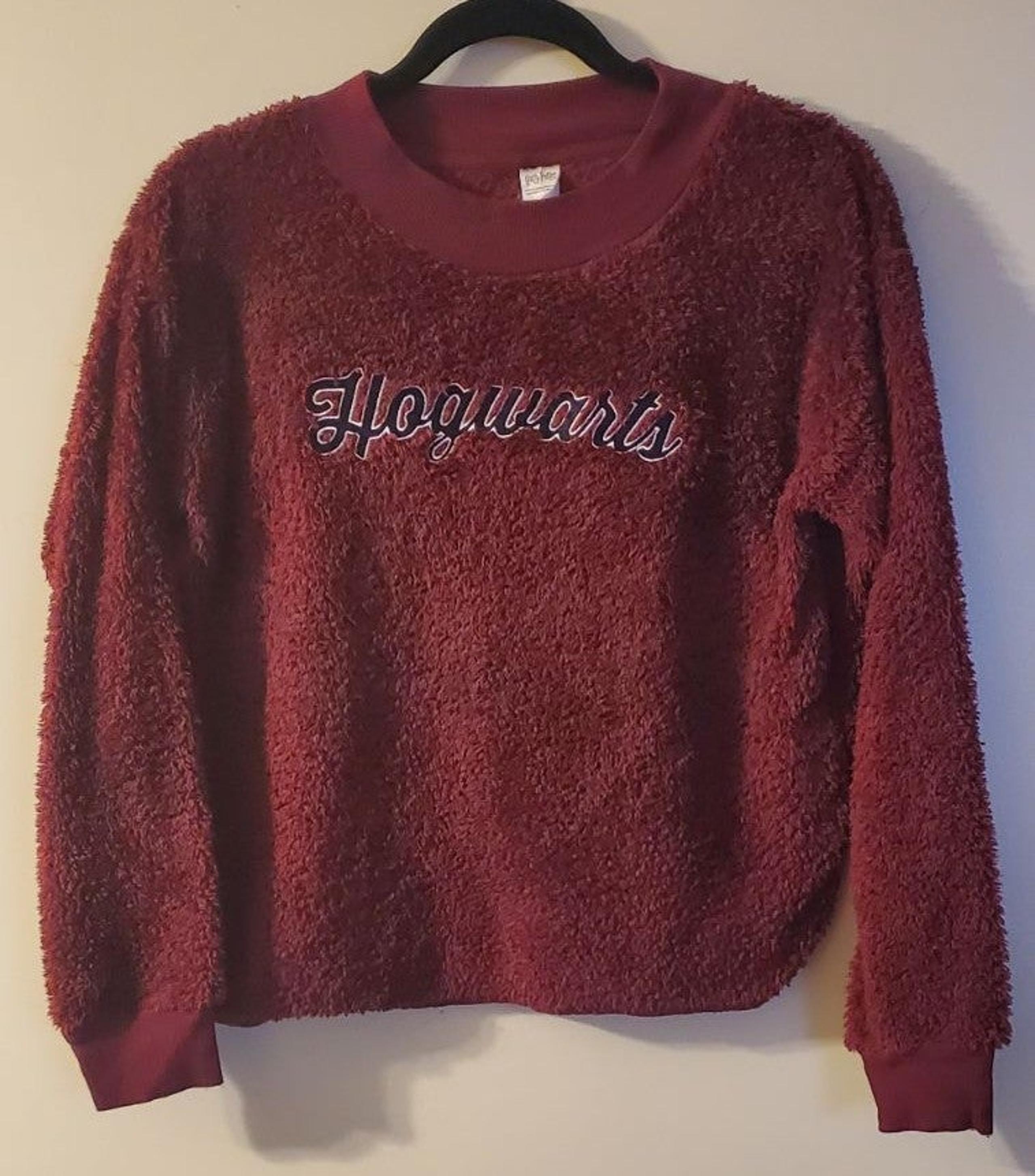 Harry Potter Hogwarts Faux Fur Blue Sleepwear Crewneck Sweatshirt size small