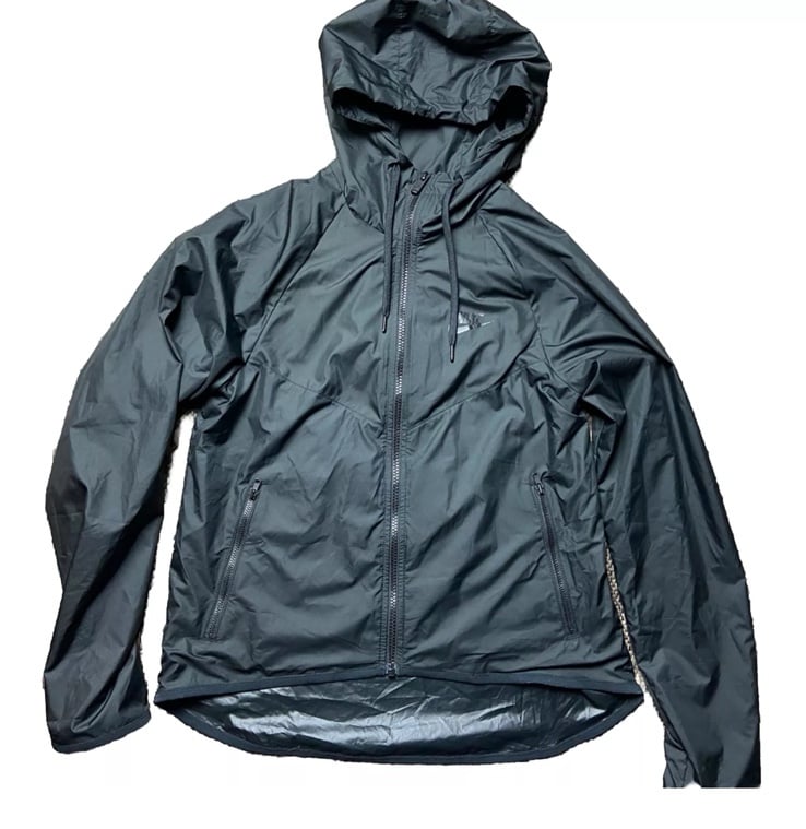 Nike Womens Sportswear Windrunner Jacket Size XS Black CN6910-010