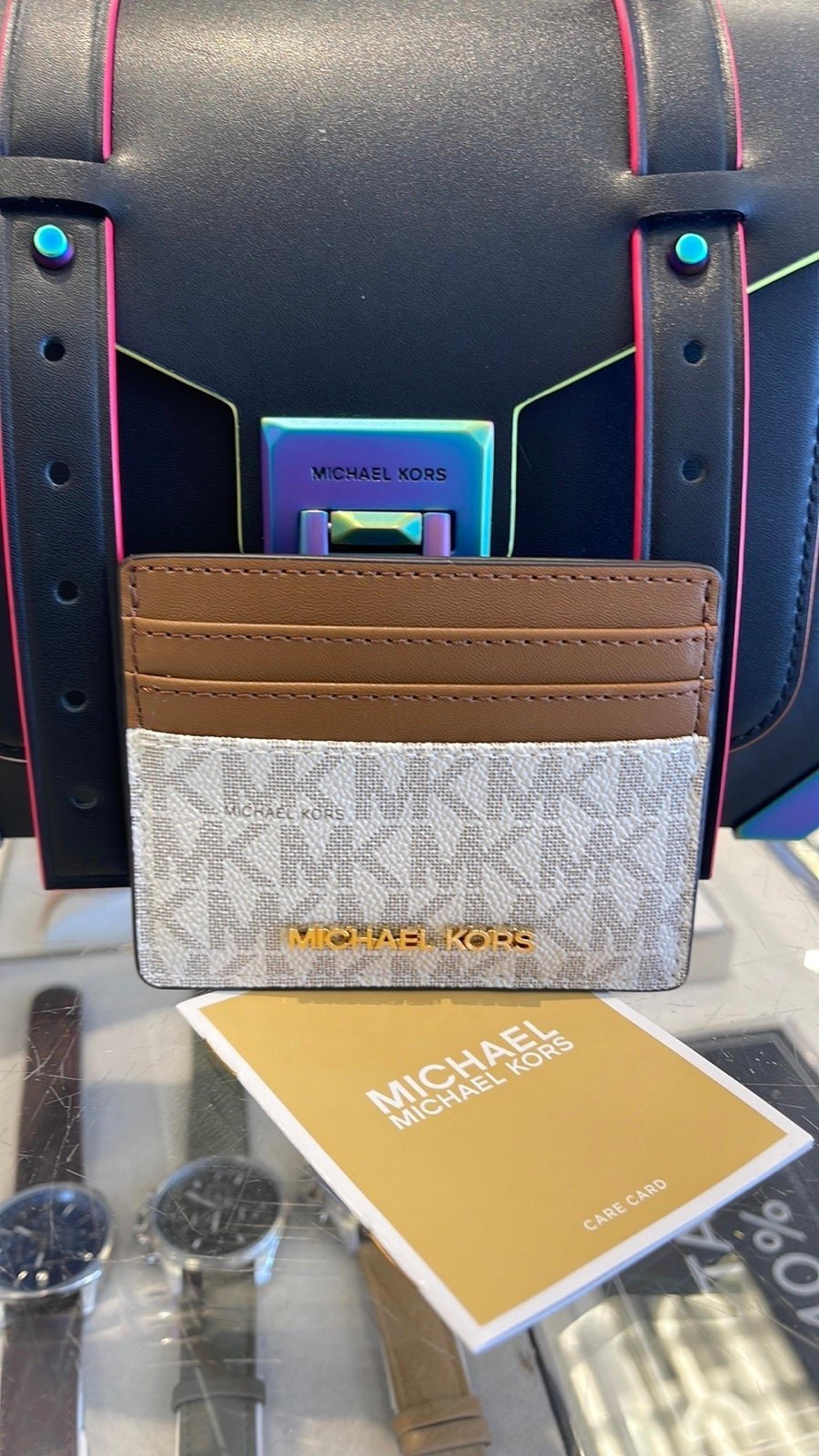 MICHAEL KORS Leather Large Card Holder Case Wallet Vanilla MK Signature NWT