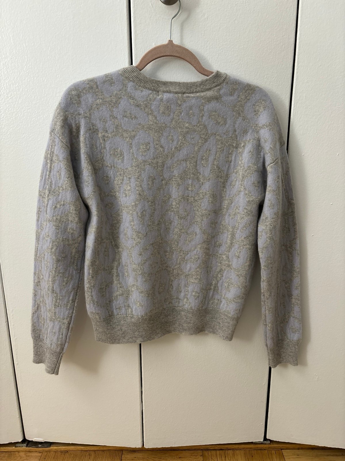 Cashmere sweater