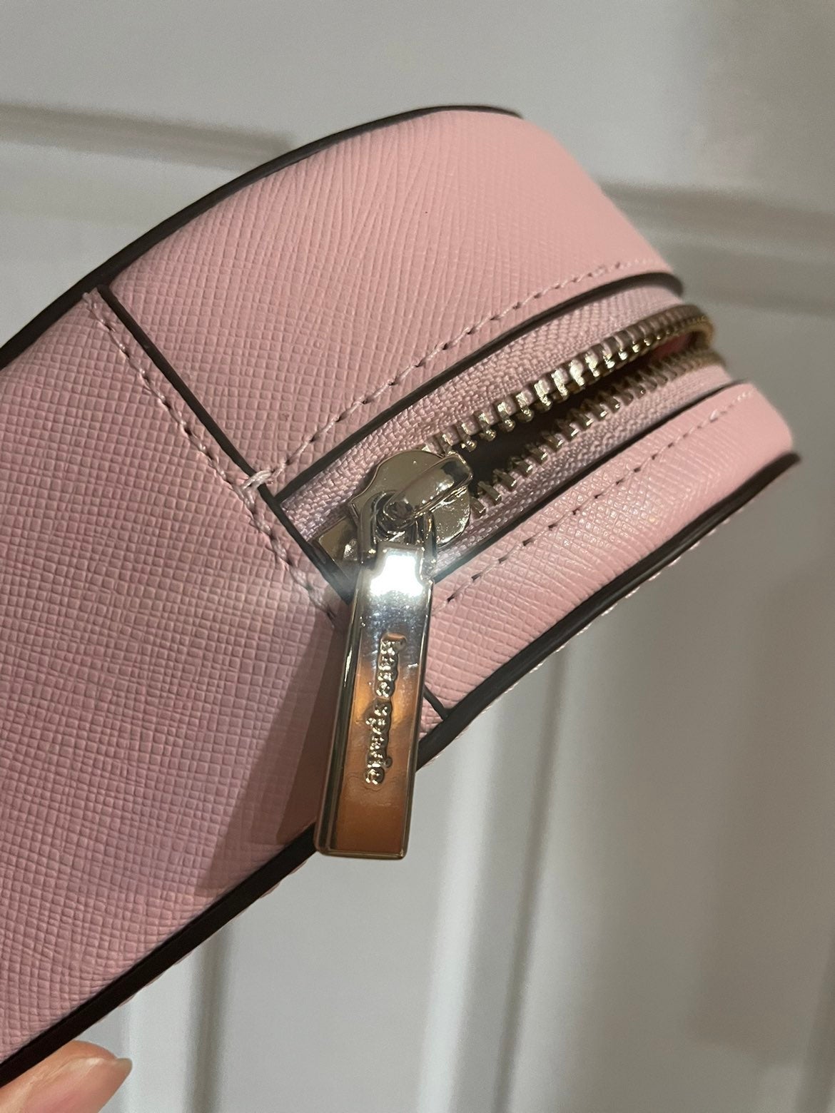 Kate Spade New York Heart Crossbody In Pink - detail