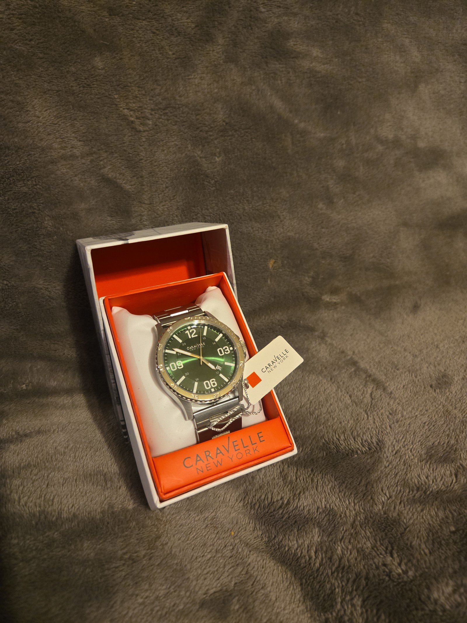 Caravelle New York watch