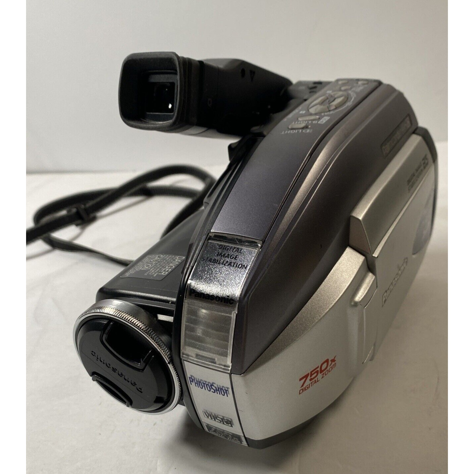 VTG Panasonic Palmcorder VHSC Model PV-L552D camera camcorder ESTATE SALE FIND